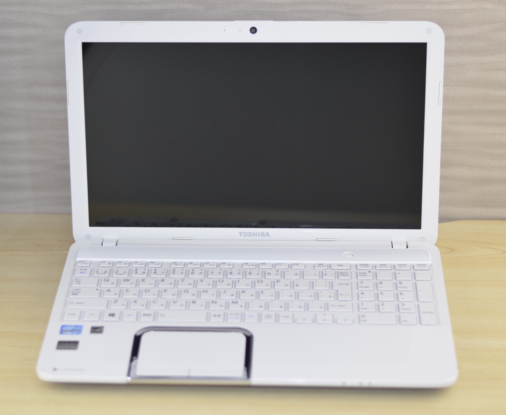 壊れたノートパソコン買取りました！東芝 T552/58HW PT55258HBMW Core i7 8GB,どこよりも高く買取いたします！